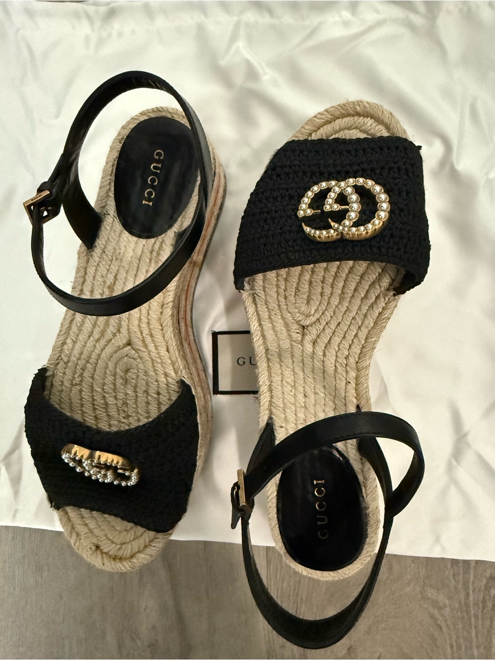 Gucci Black Raffia Espadrille Sandals with Gold Crystal Double G - Picture 7 of 14